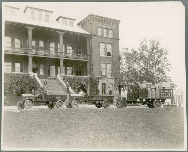 Avery trucks. ca. 1915.