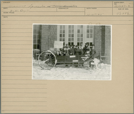 Manure spreader. 12-21-25.