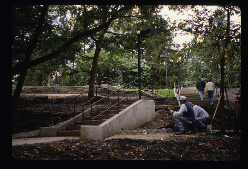 Memorial Union walkway