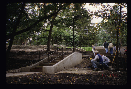 Memorial Union walkway