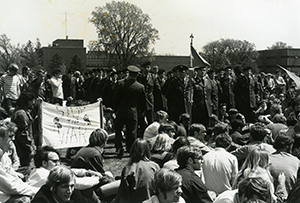 Interviews conducted by students as part of Professor Amy Rutenberg's class HIST 489: The World at War, The Vietnam War, Fall 2019.