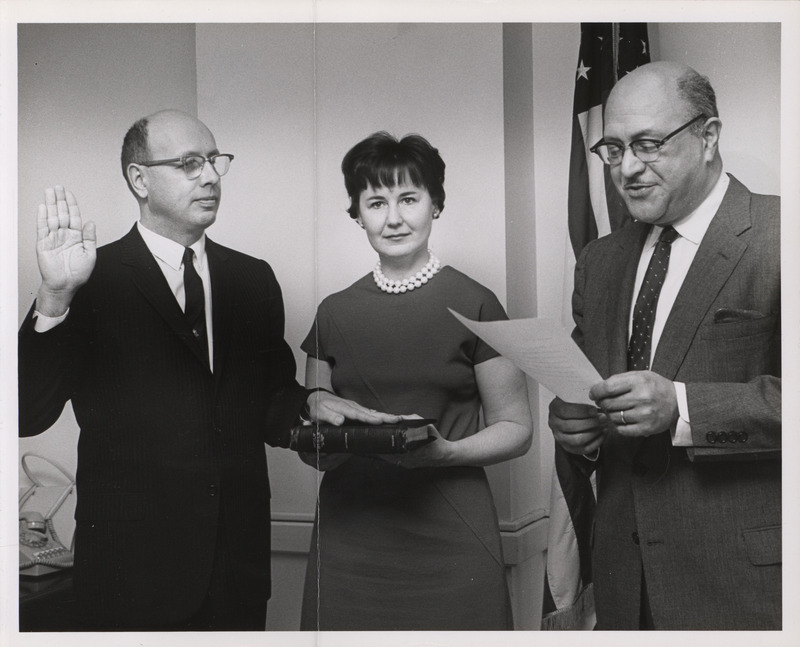 Photograph of Dwight Ink taking the oath of office