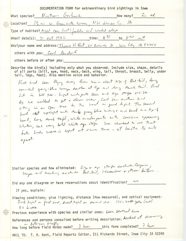 Rare bird documentation form for two Northern Goshawks at Green Castle Corner in Johnson County, IA on October 31, 1982.