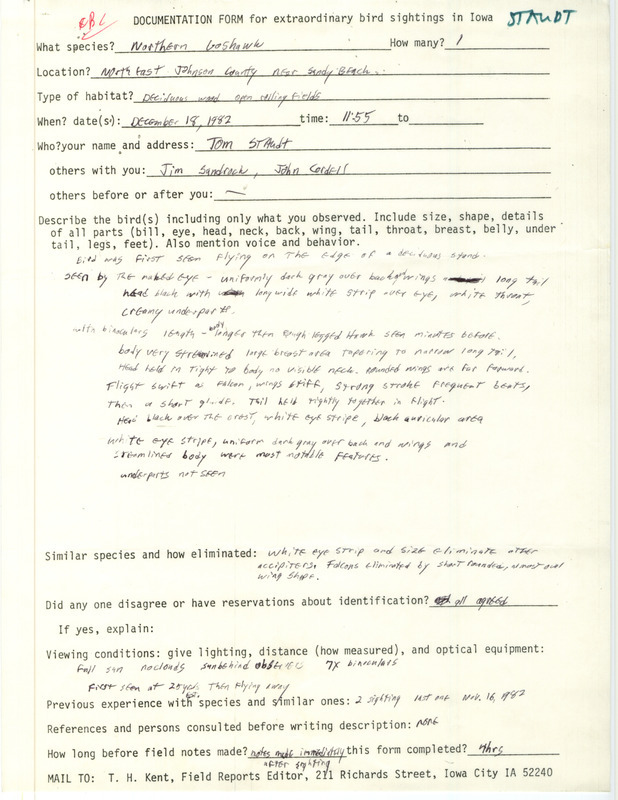 Rare bird documentation form for a Northern Goshawk at Sandy Beach in Johnson County, IA on December 18, 1982.