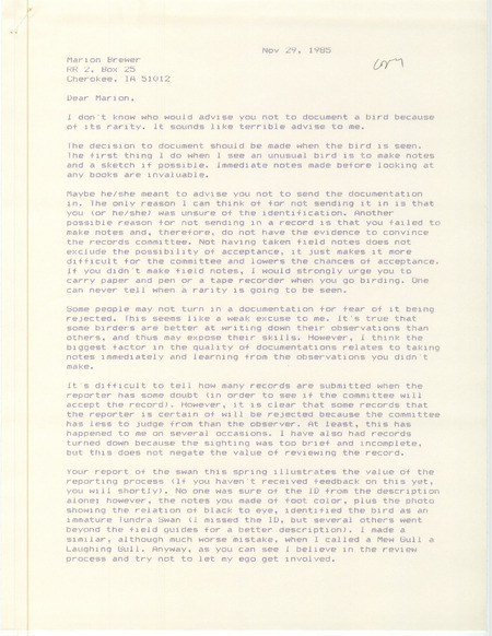Thomas Kent encourages Marion Brewer to submit documentation for her sightings of accidental birds. This item was used as supporting documentation for the Iowa Ornithologists Union Quarterly field report of Fall 1985.