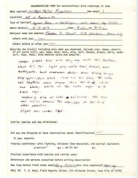 Rare bird documentation form for a Scissor-tailed Flycatcher northeast of Raymond in Black Hawk County, IA on June 9, 1987.