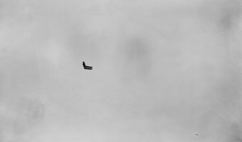 Tailless biplane by Smith-Dunne, U.S.A.