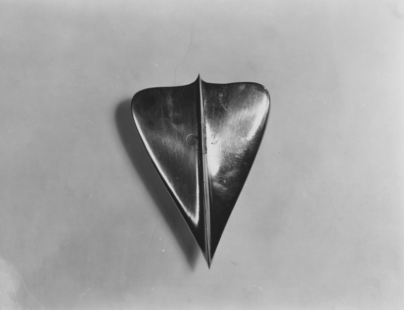 Ueberschall-Delta (supersonic Delta)--Pfeilflugelmessung AVA Gotti).