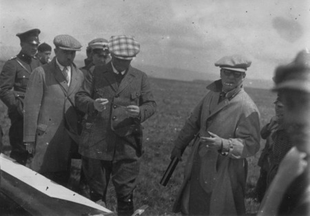 Rocket-powered tailless models (RRG, OPEL).