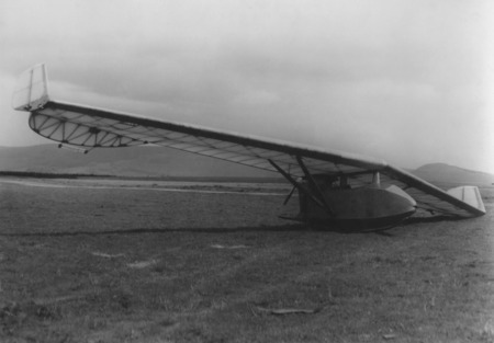 Storch V: demonstration flight, Berlin.