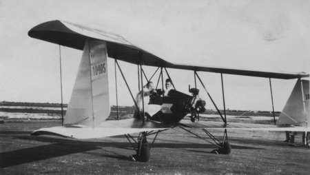 Tailless biplane by Smith-Dunne, U.S.A.