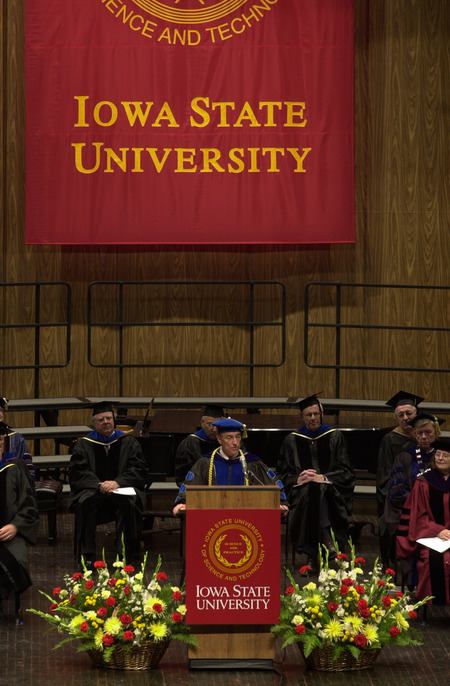 Photograph of Gregory L. Geoffroy addresses the audience during his installation ceremony. The event was held at C. Y. Stephens Auditorium on October 6, 2001.