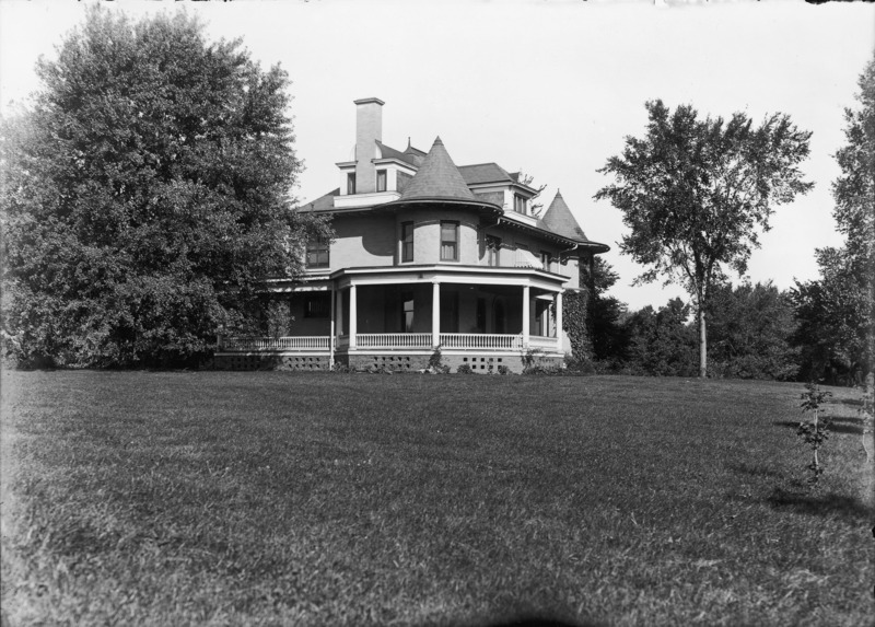 The southeast corner of the Knoll with the lawn in the foreground.