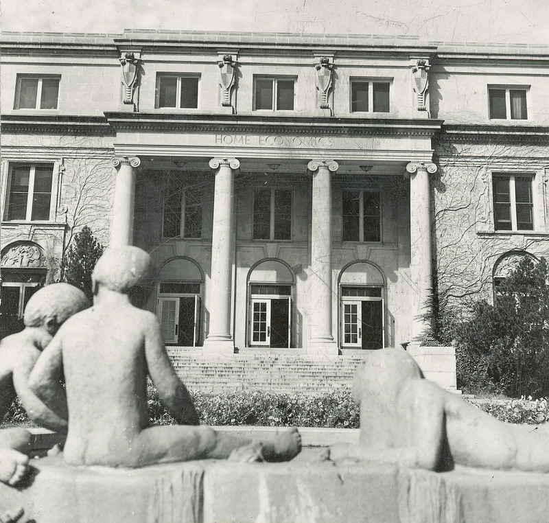 The Ring of Life (originally called The Marriage Ring) fountain in front of MacKay Hall in 1952.