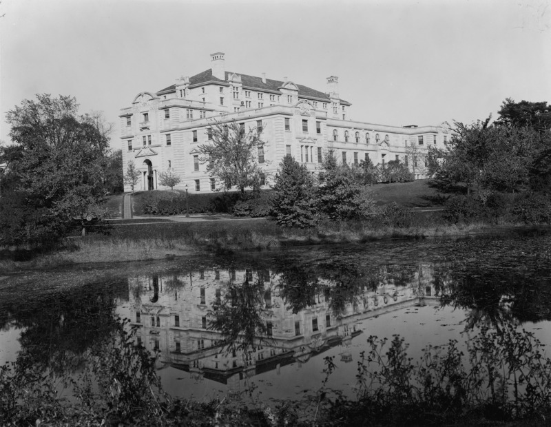 The southwest facade of the Memorial Union and its reflection in Lake LeVerne are featured in this 1929 photograph.