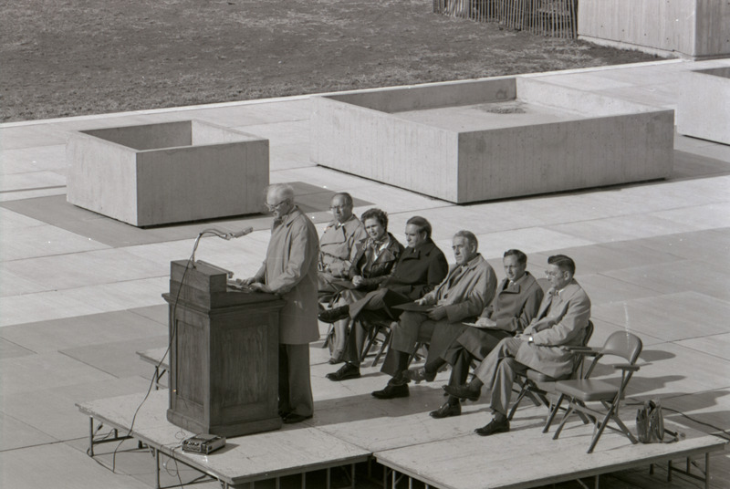 Photograph of the dedication ceremony for the Iowa State University College of Veterinary Medicine building