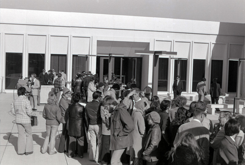 Photograph of President Gerald Ford's visit to the Iowa State University College of Veterinary Medicine building