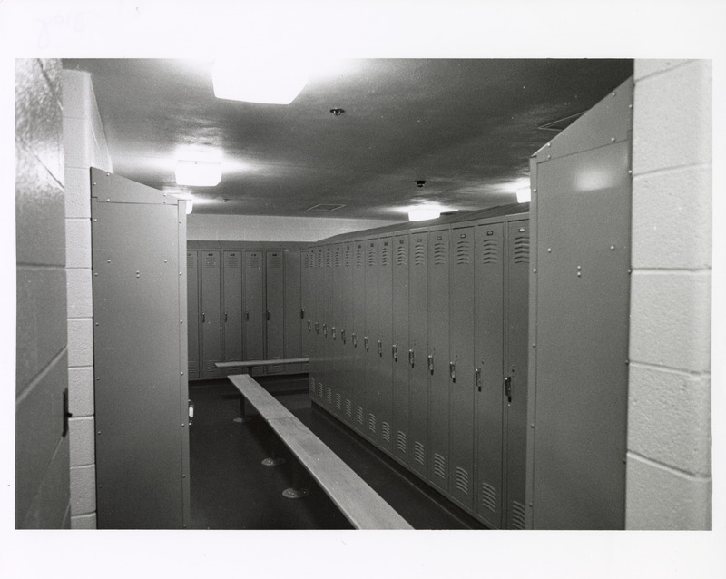 Photograph of a locker room in the College of Veterinary Medicine building (later named Patterson Hall)