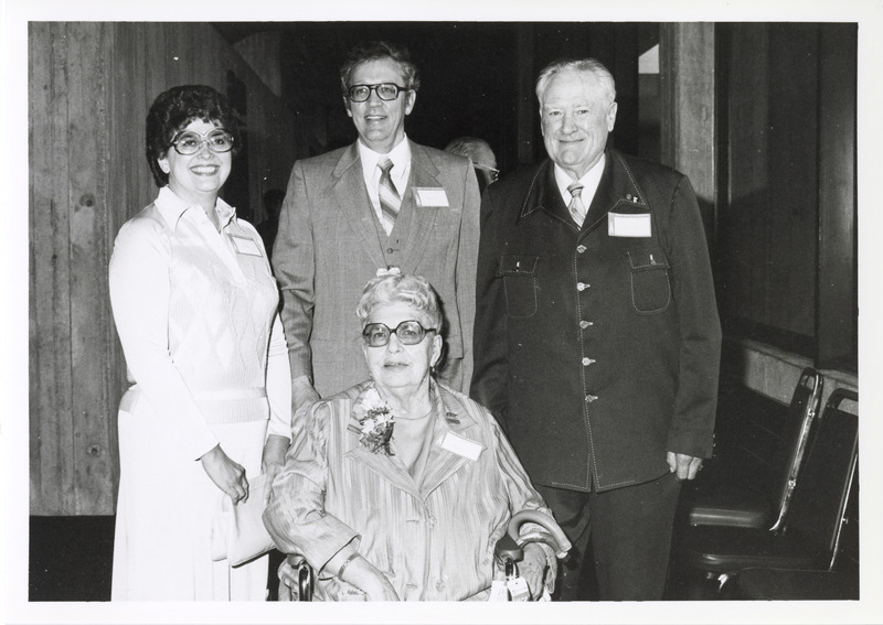 Photograph of people attending the College of Veterinary Medicine Sustaining Members banquet