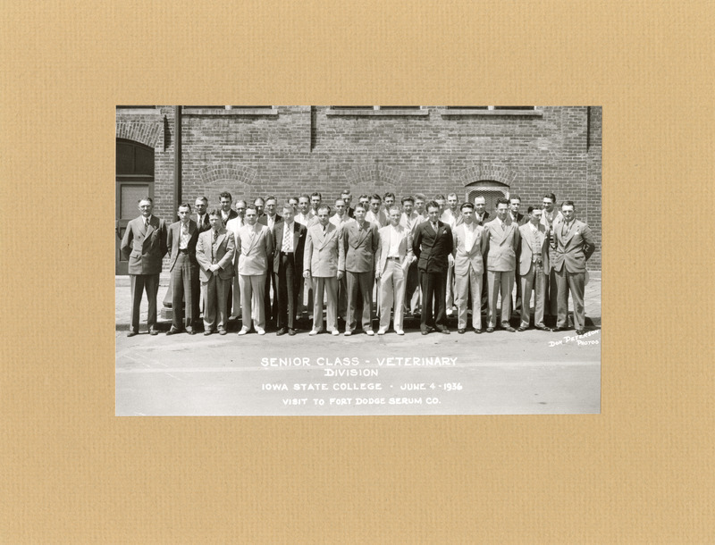 Annotation: "Senior Class - Veterinary Division - Iowa State College - June 4 - 1936 - Visit to Fort Dodge Serum Co."