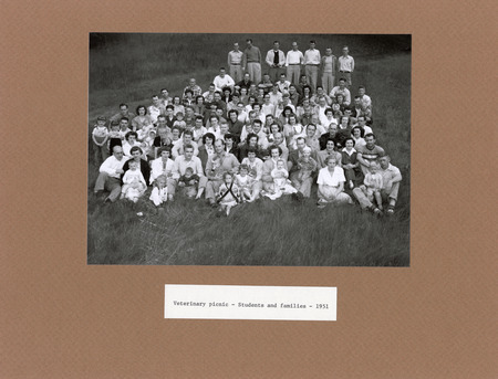 Annotation: "Veterinary picnic - Students and families - 1951"