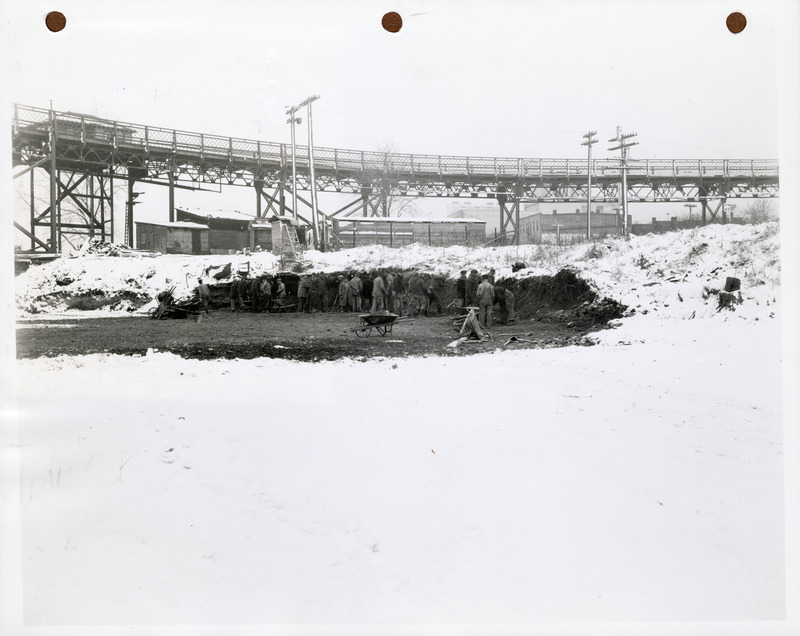 Photograph of people grading streets in Keokuk