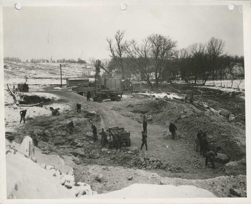 Photograph of people working at a quarry in Muscatine County