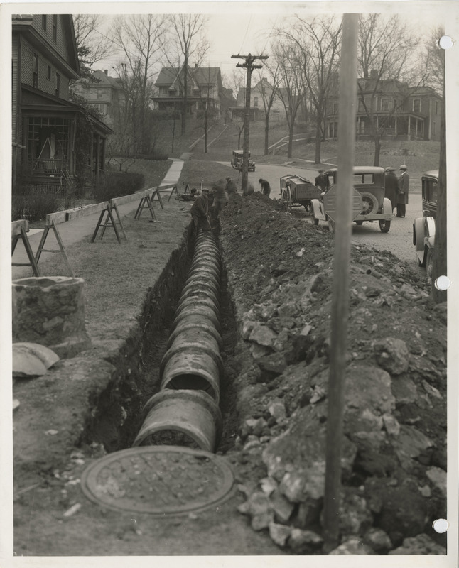 Photograph of people building a storm sewer in Davenport