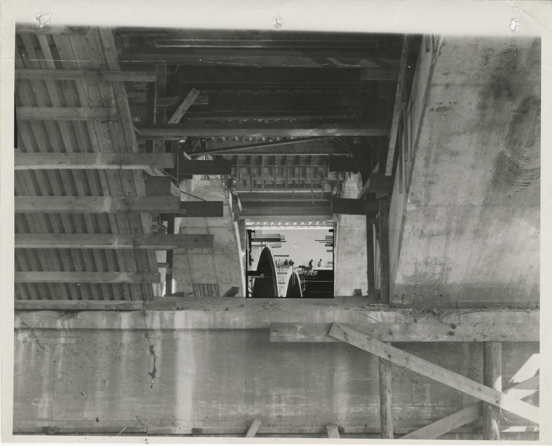 Photograph of the underside of a bridge under construction in Des Moines