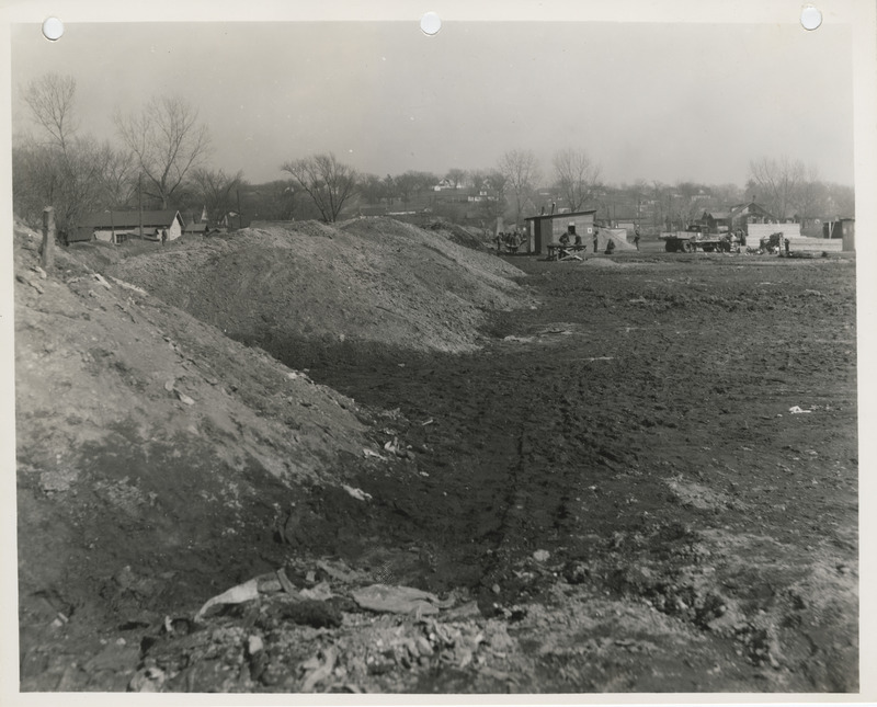 Photograph of storm sewer construction at SE 5th and Hartford in Des Moines