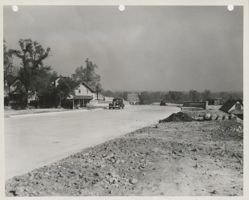 Photograph of the Ridge St. viaduct in Des Moines