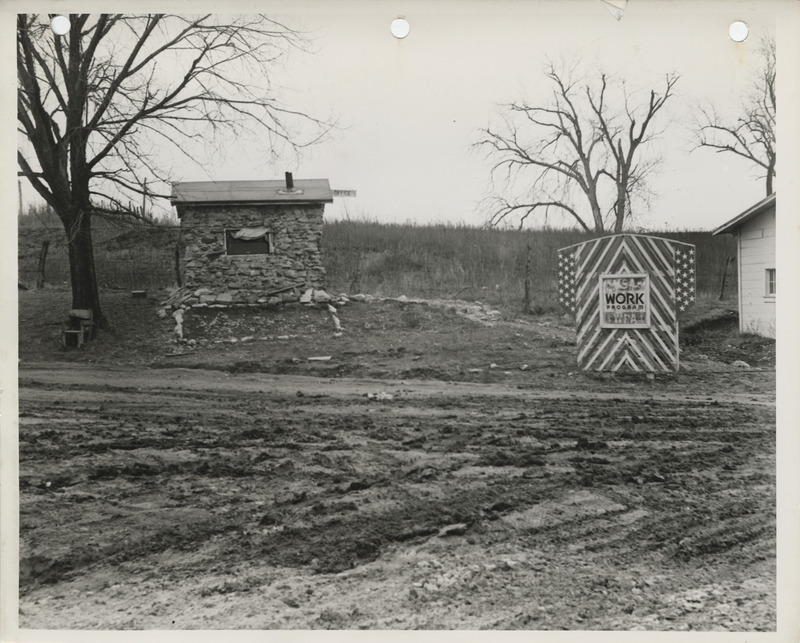 Photograph of the office and buildings at a quarry in Union County