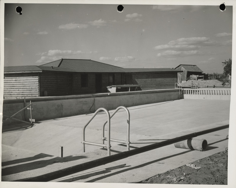 Photograph of the municipal swimming pool in Mapleton
