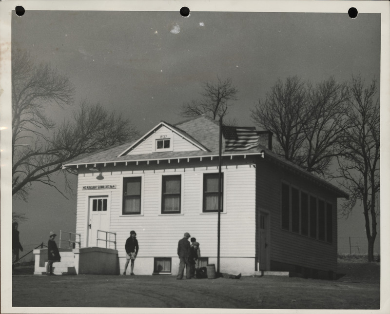 Photograph of the exterior view of the Mount Pleasant School District School