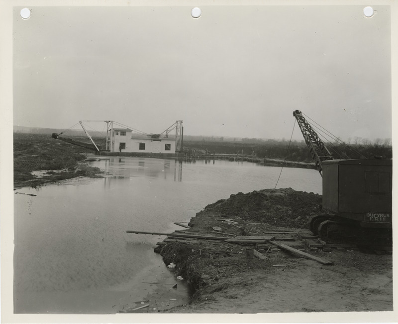 Photograph of dredging at Lake Manawa in Council Bluffs