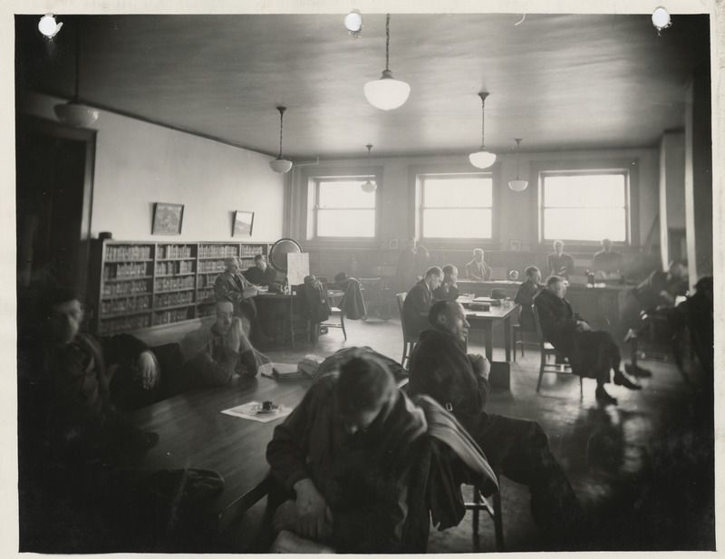 Photograph of a forum at the city library in Des Moines
