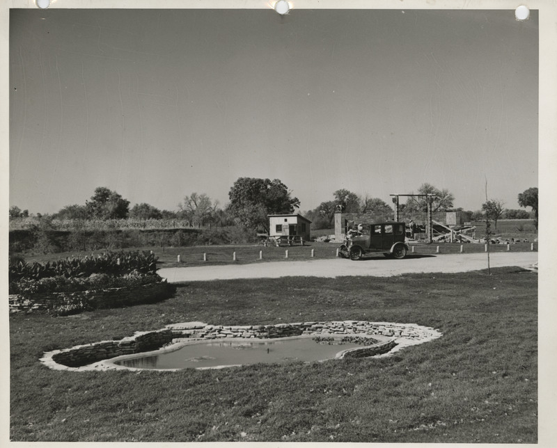 Photograph of farm-to-market road along the roadside park in the North of Iowa Falls