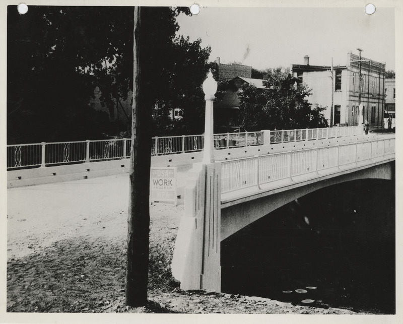 Photograph of the highway bridge at Alden