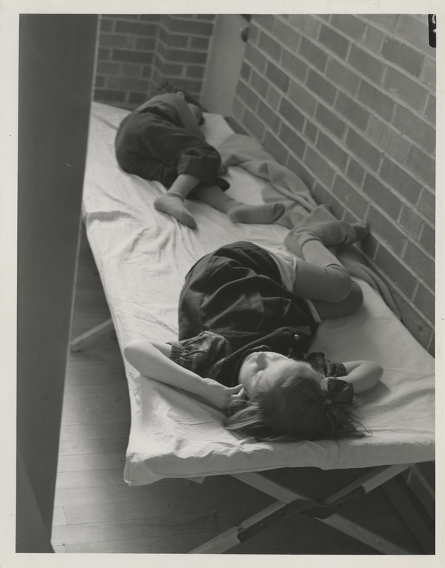 Photograph of nap time at McKinley School in Mason City