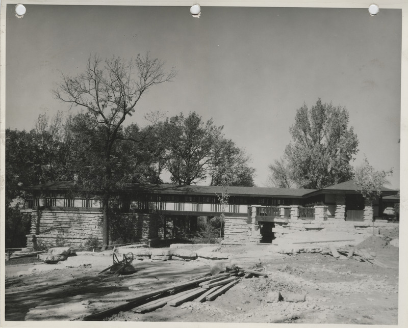 Photograph of the main shelter house at Eagle Point Park in Dubuque