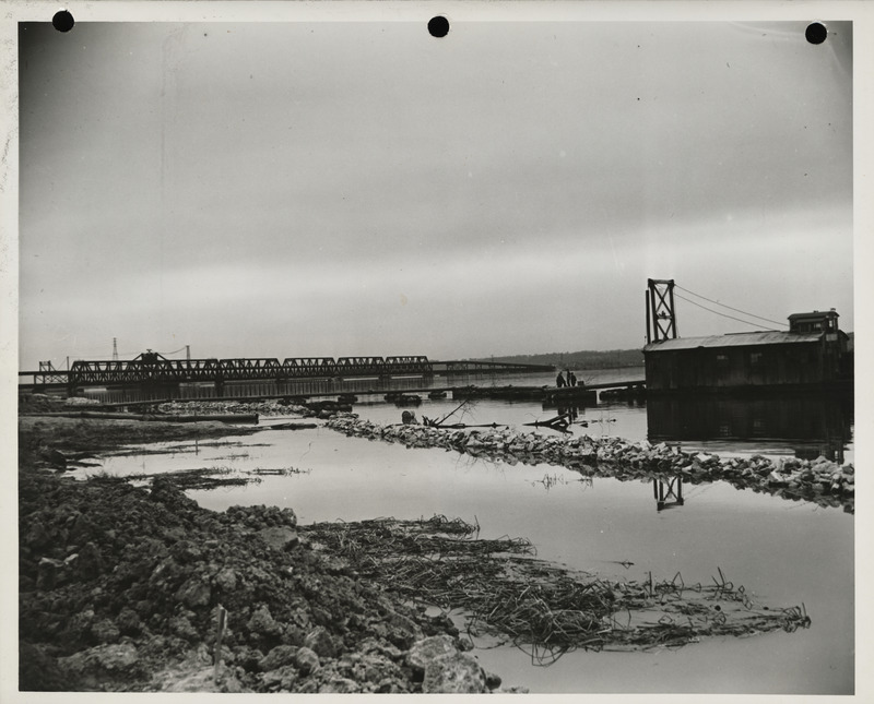 Photograph of riverfront improvement in Fort Madison