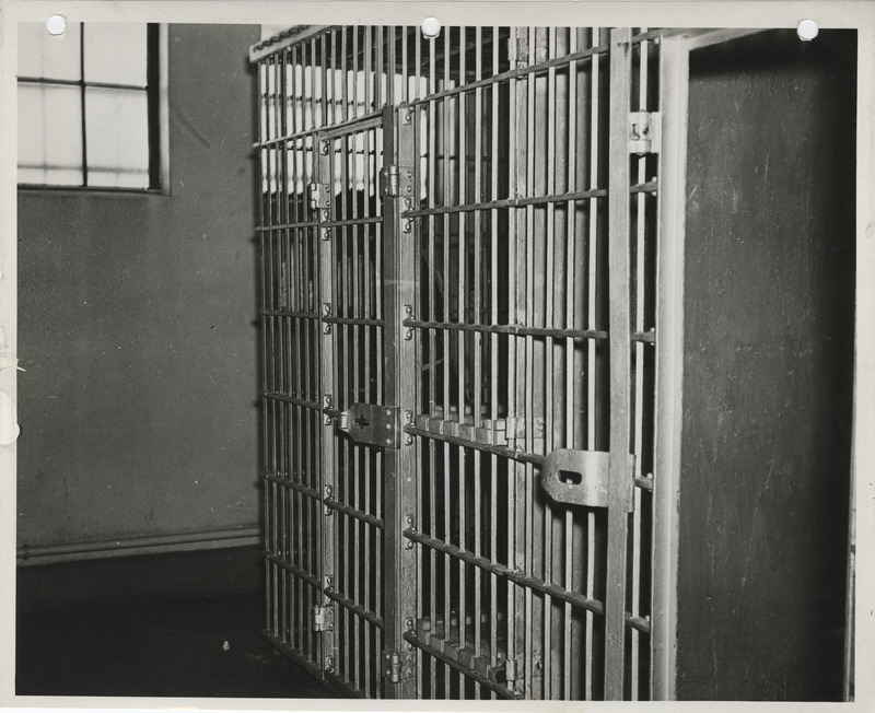 Photograph of a cell at city hall in Mount Pleasant