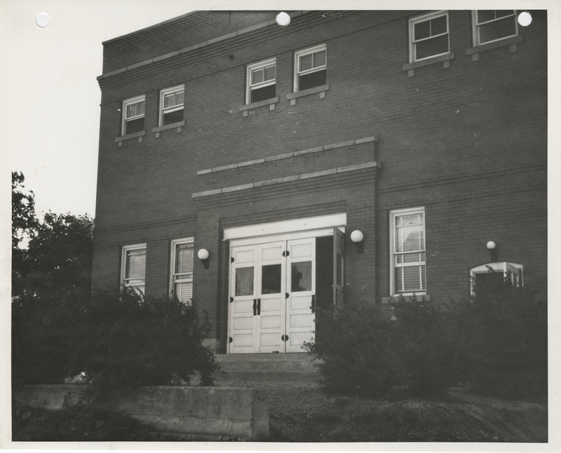 Photograph of the town hall in Wall Lake