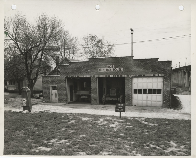 Photograph of the city tool house in Bettendorf