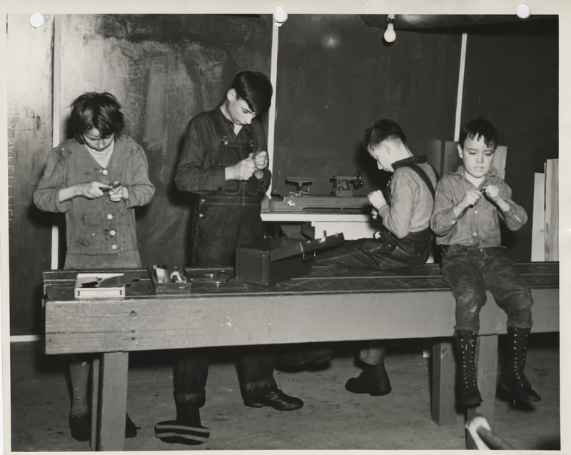 Photograph of a woodworking class in Waterloo