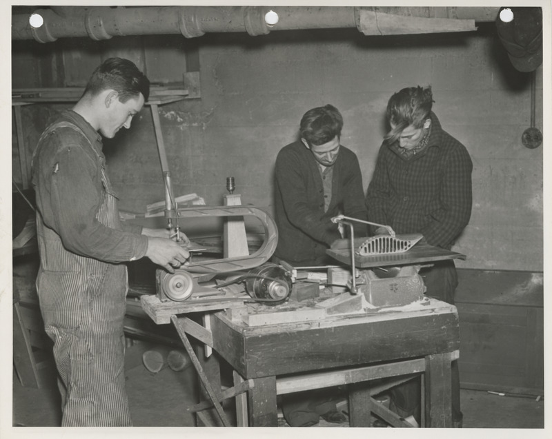 Photograph of a woodworking class in Dubuque