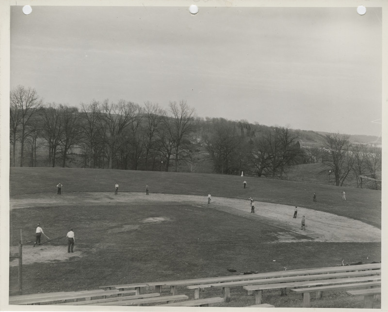 Photograph of a baseball school in Muscatine
