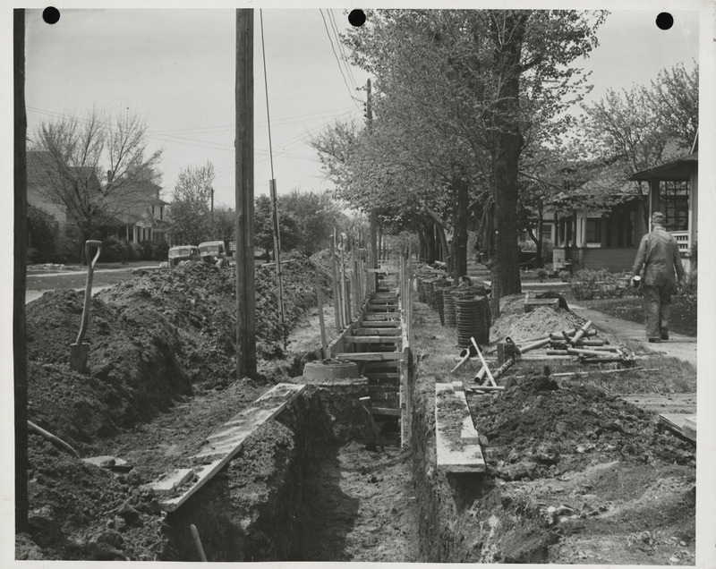 Photograph of sanitary sewer construction in Clarion