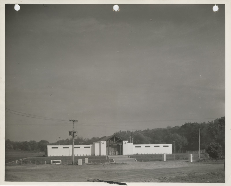 Photograph of the swimming pool and bathhouse in Atlantic