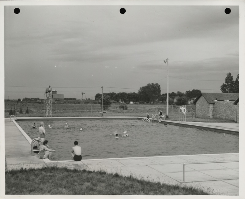 Photograph of people using the municipal swimming pool in Pocahontas